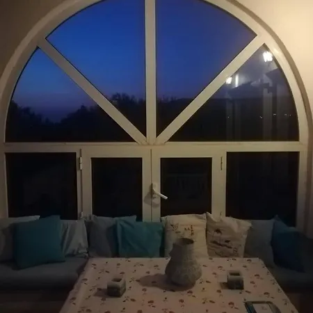 Hébergement de vacances Vacation House With Great Sea View *